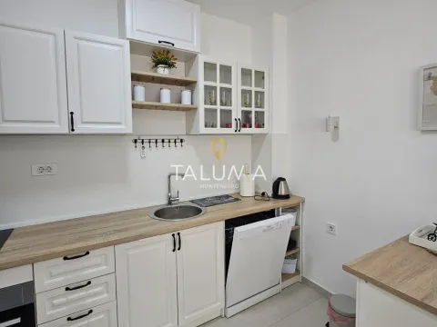 Izdavanje, jednosoban stan, 47m², City Kvart, Podgorica - image 6