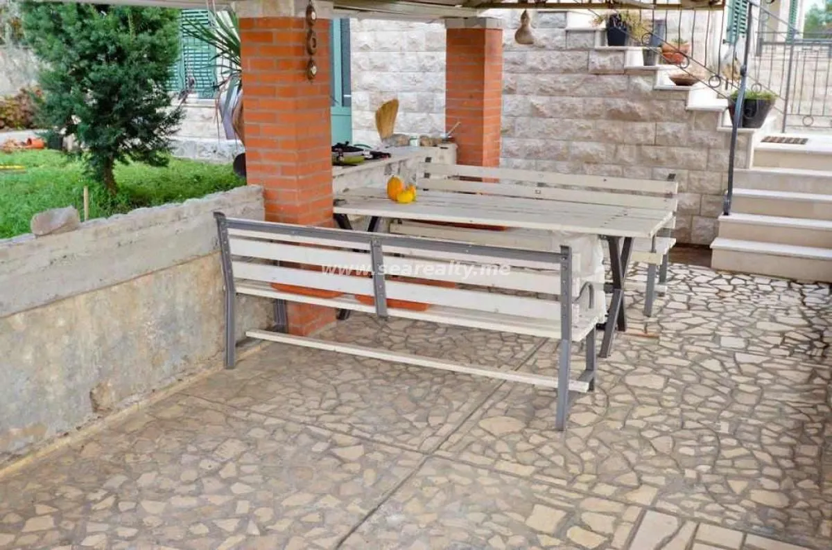 Prodaja, kuća, 105m², Tivat, Crna Gora