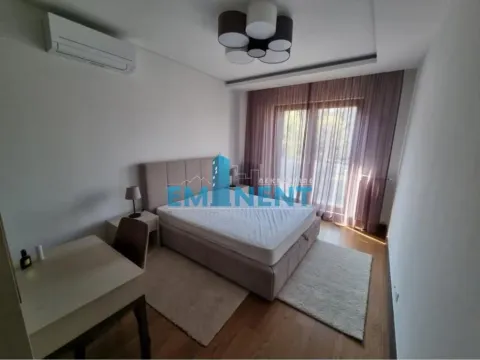 Izdavanje, trosoban stan, 85m², Savski Venac, Beograd - image 6