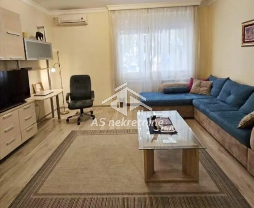 Rent, two bedroom apartment, 50m², Stari Grad, Beograd