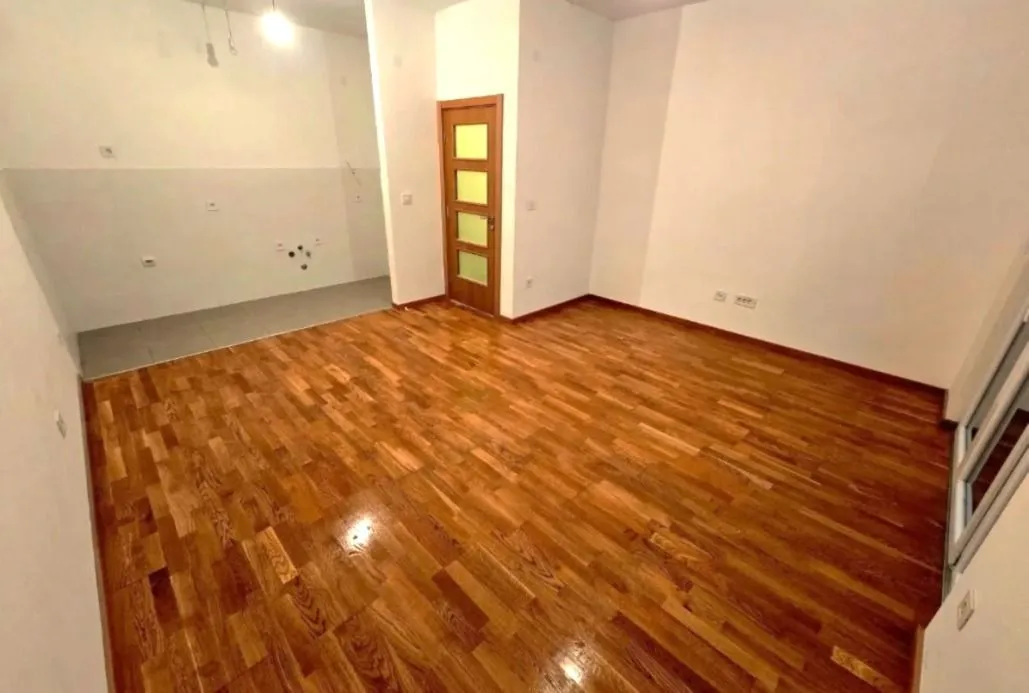 Prodaja, dvosoban stan, 72m², Stari Aerodrom, Podgorica