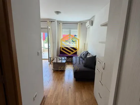 Sale, studio apartment, 38m², City Kvart, Podgorica - image 9