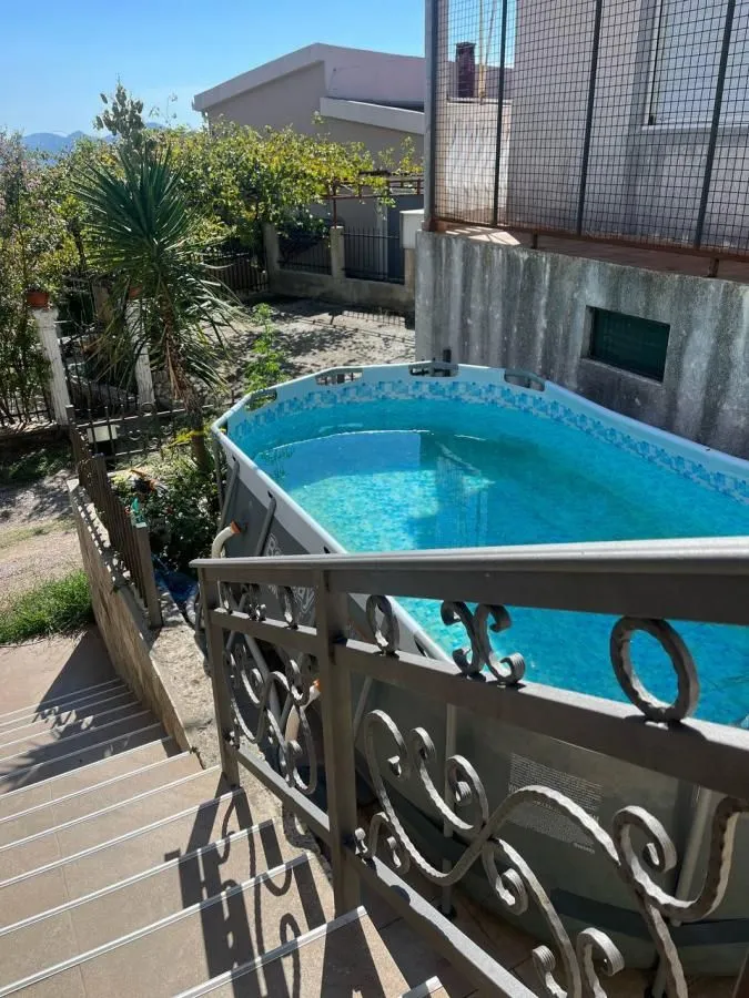 Sale, house, 175m², Šušanj, Bar