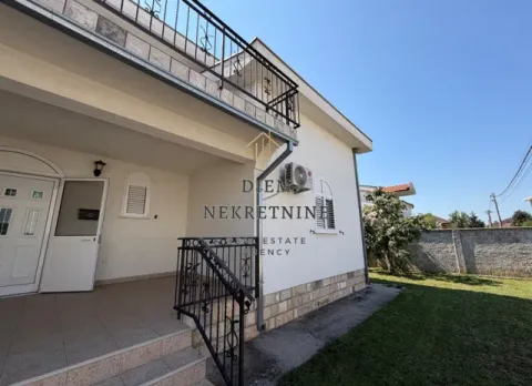 Rent, house, 350m², Zlatica, Podgorica - image 17