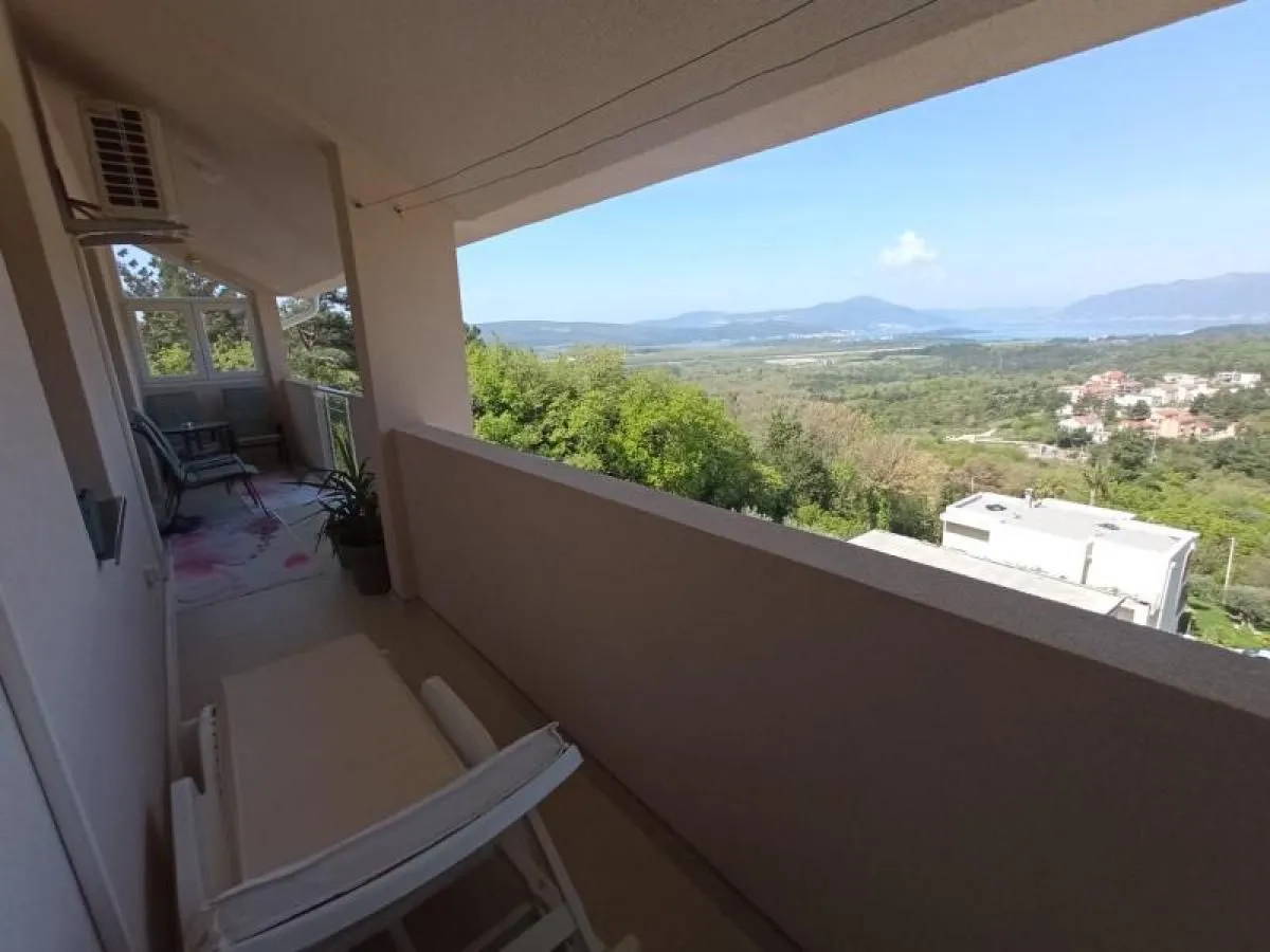 Prodaja, trosoban stan, 101m², Tivat, Crna Gora