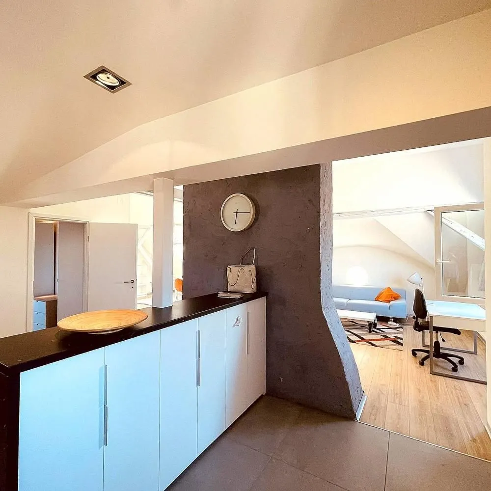Rent, three bedroom apartment, 93m², Stari Grad, Beograd