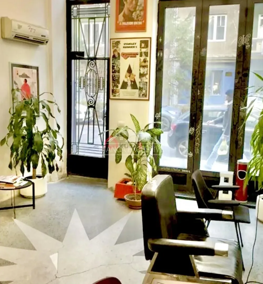 Sale, office space, 107m², Stari Grad, Beograd