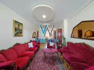 Izdavanje, četvorosoban stan, 137m², Centar, Novi Sad - image 1