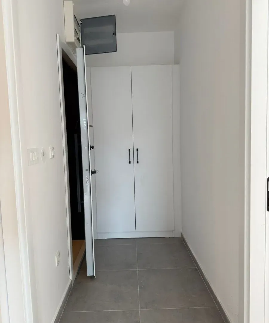 Prodaja, dvosoban stan, 52m², Podkošljun, Budva