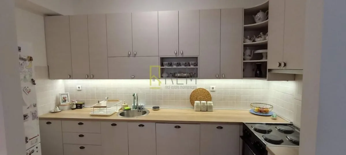Prodaja, dvosoban stan, 74m², City Kvart, Podgorica