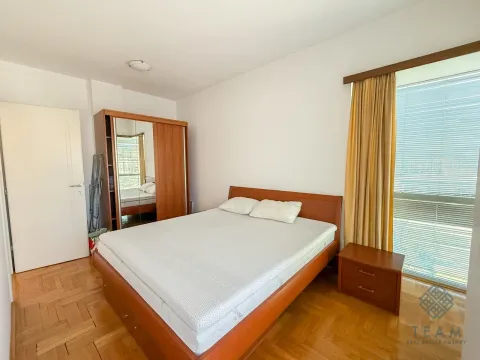 Izdavanje, dvosoban stan, 100m², Preko Morače, Podgorica - image 10