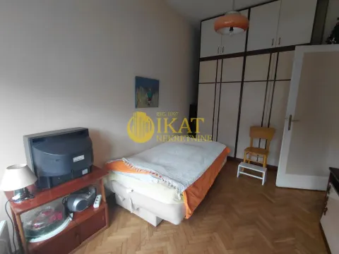 Prodaja, četvorosoban stan, 110m², Zemun Centar, Zemun Sve Podlokacije - image 3