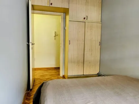 Rent, two bedroom apartment, 38m², Stari Grad, Beograd - image 12