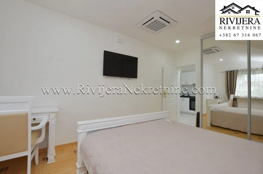 Prodaja, dvosoban stan, 98m², Igalo, Herceg Novi