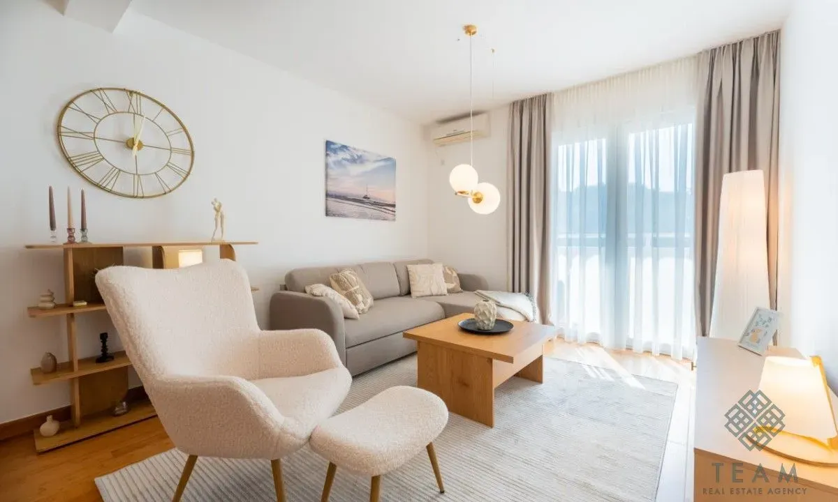 Sale, two bedroom apartment, 68m², Pržno, Budva