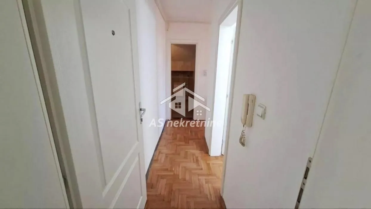Prodaja, dvosoban stan, 50m², Žarkovo, Beograd