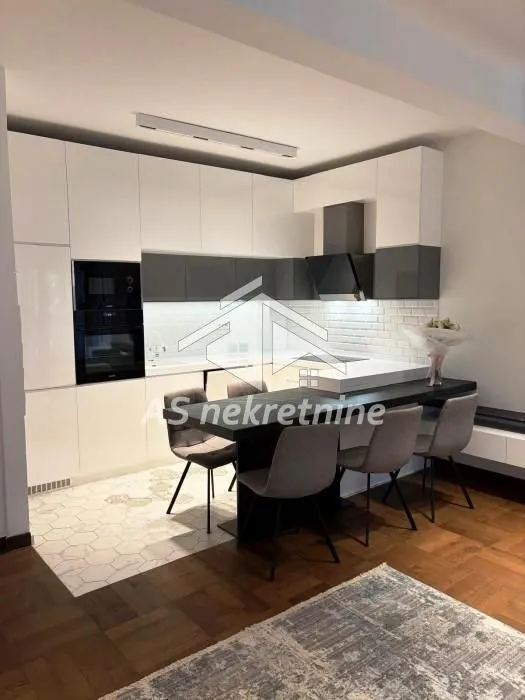 Rent, four bedroom apartment, 100m², Lekino Brdo, Voždovac Sve Podlokacije