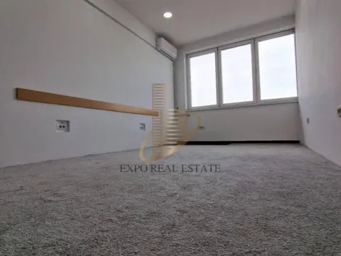 Izdavanje, poslovni prostor, 1150m², Novo naselje, Novi Sad - image 12