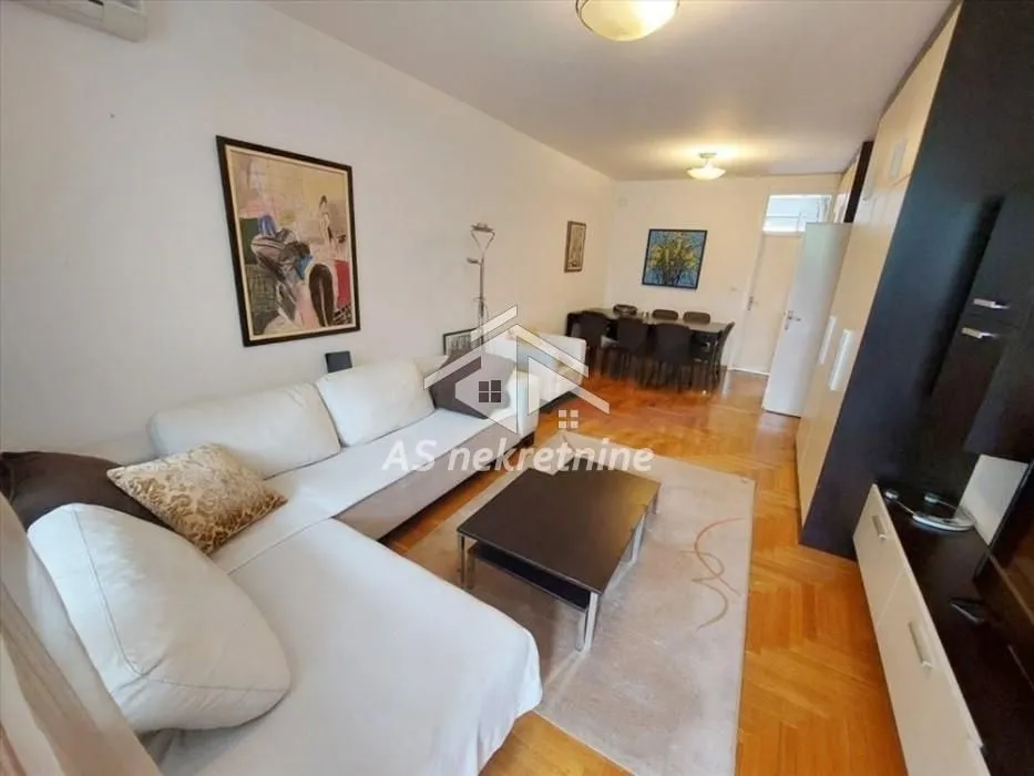 Rent, three bedroom apartment, 80m², Novi Beograd Sve Podlokacije, Beograd