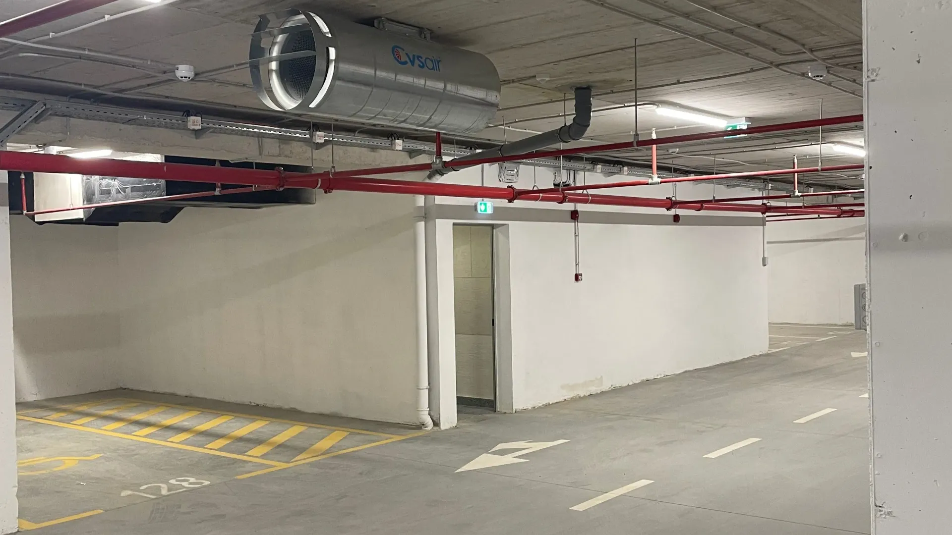 Rent, parking/garage, 13m², City Kvart, Podgorica