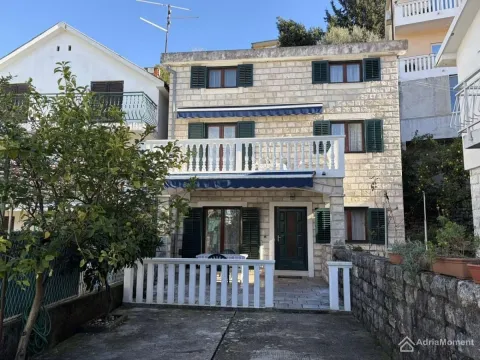 Kuća in Zelenika