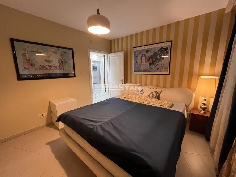 Rent, four bedroom apartment, 185m², Vračar Hram, Vračar Sve Podlokacije