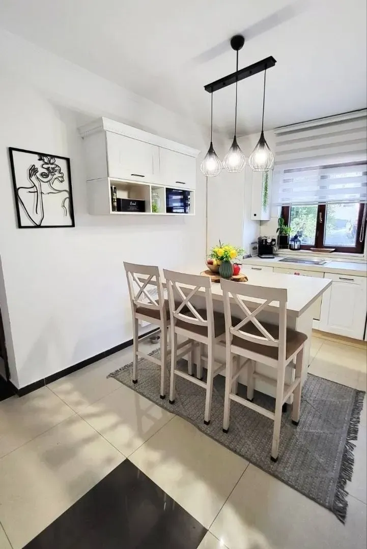 Prodaja, trosoban stan, 70m², Igalo-Petlja, Herceg Novi