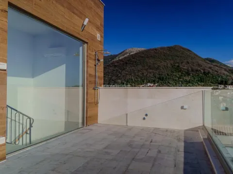 Prodaja, kuća, 288m², Donja Lastva, Tivat - image 31