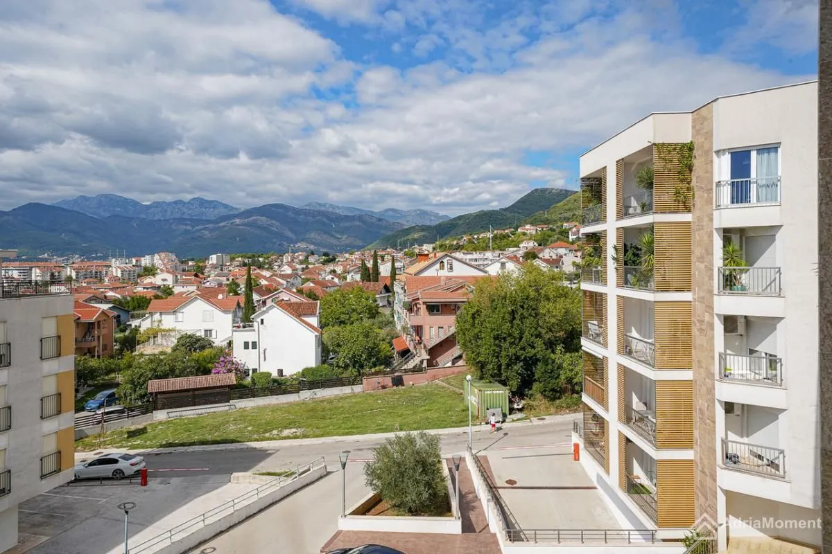 Prodaja, dvosoban stan, 122m², Marići, Tivat