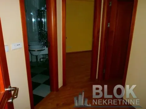 Sale, two bedroom apartment, 142m², Centar, Podgorica - image 9