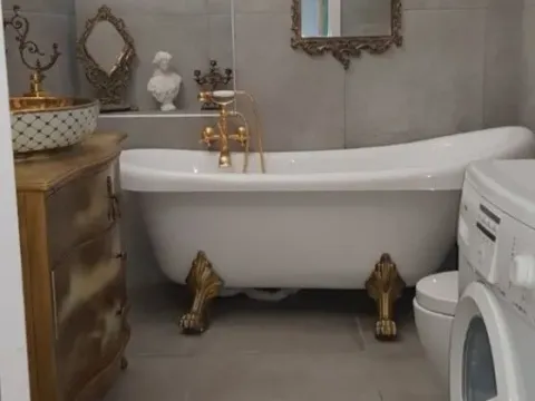 Izdavanje, dvosoban stan, 95m², Kalenić Pijaca, Vračar Sve Podlokacije - image 6