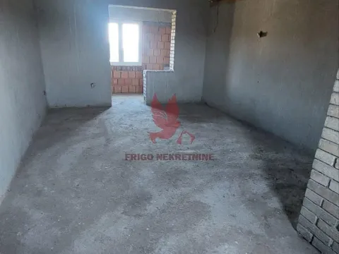 Prodaja, kuća, 997m², Rabrovac, Mladenovac - image 8