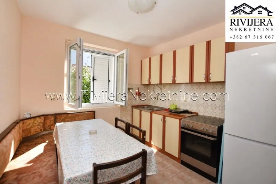 Prodaja, dvosoban stan, 75m², Kumbor, Herceg Novi