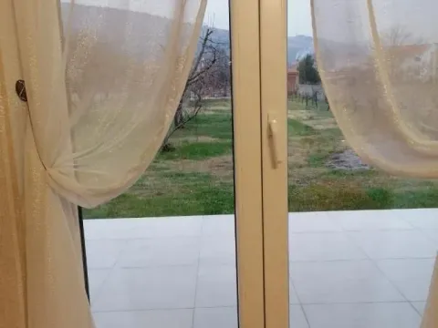 Sale, house, 350m², Tološi, Podgorica - image 8