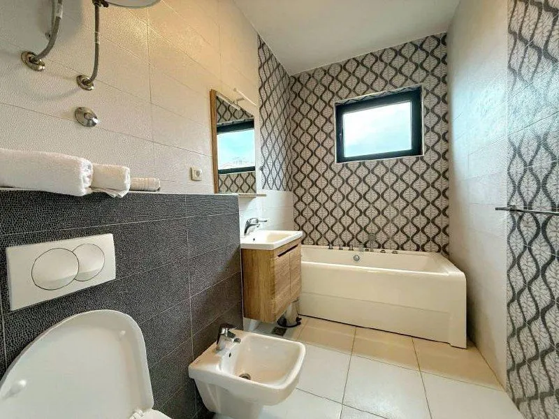 Sale, two bedroom apartment, 81m², Bečići, Budva