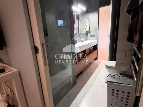 Prodaja, dvosoban stan, 60m², Stari Grad, Beograd - image 17