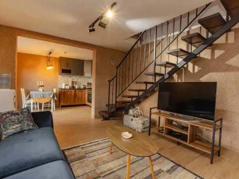 Prodaja, kuća, 70m², Lepetani, Tivat - image 3