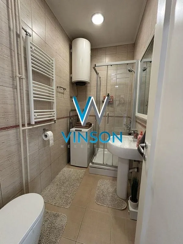 Izdavanje, jednosoban stan, 37m², Centar, Novi Sad