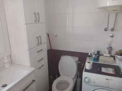 Prodaja, dvosoban stan, 50m², Zemun Gornji Grad, Zemun Sve Podlokacije - image 7