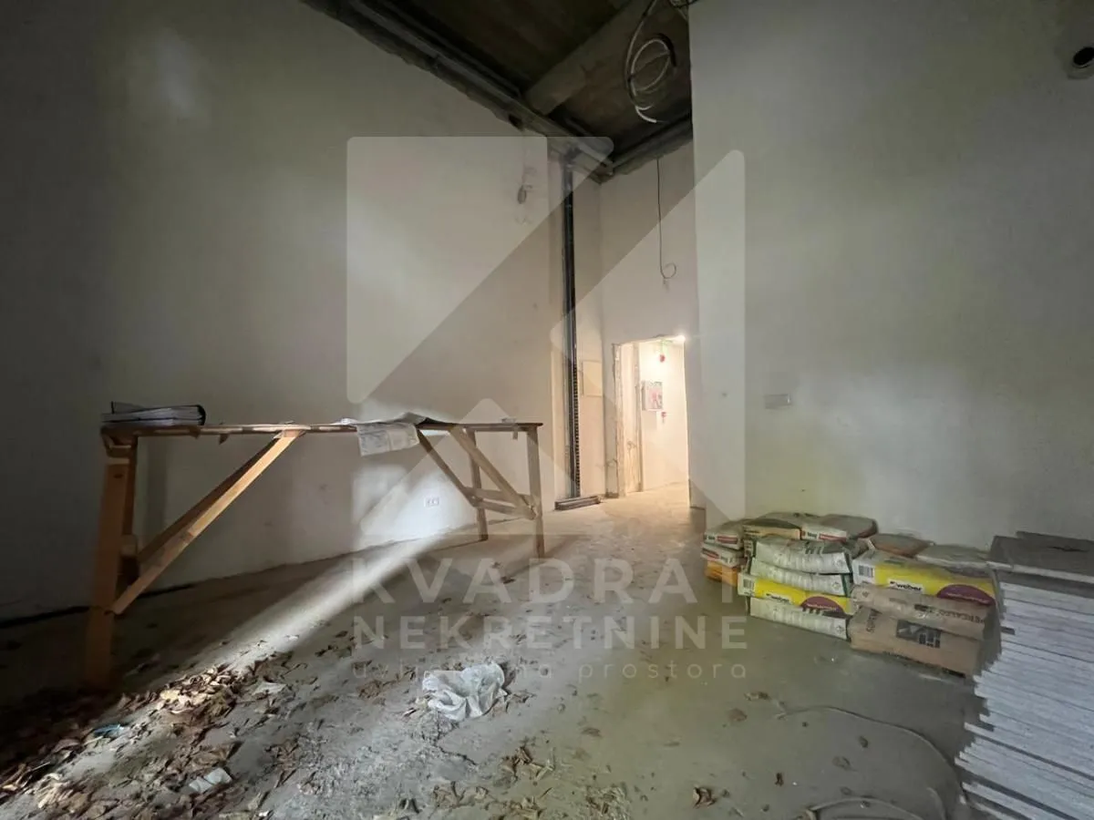 Rent, office space, 864m², Centar, Podgorica