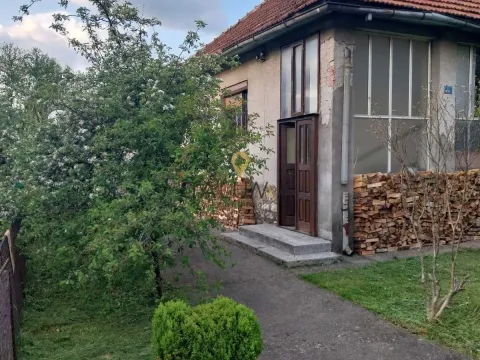  House for Sale, 90m2, Centar, Kolašin