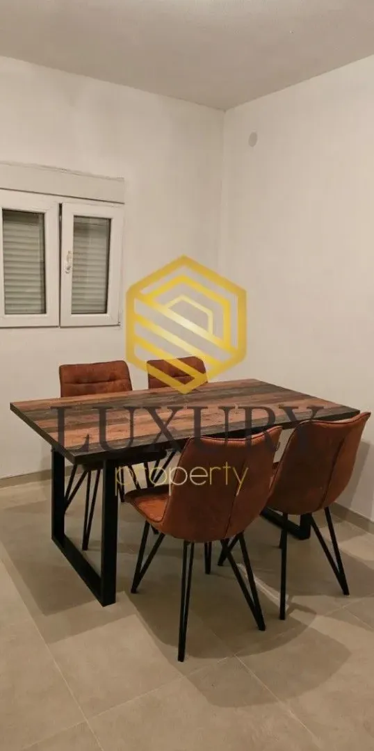 Rent, house, 140m², Cijevna, Podgorica