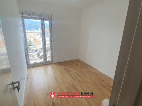 Sale, one bedroom apartment, 41m², Podkošljun, Budva - image 5