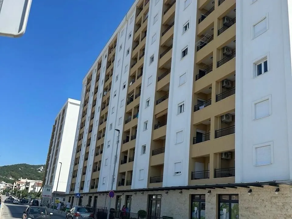 Sale, studio apartment, 26m², Šušanj, Bar