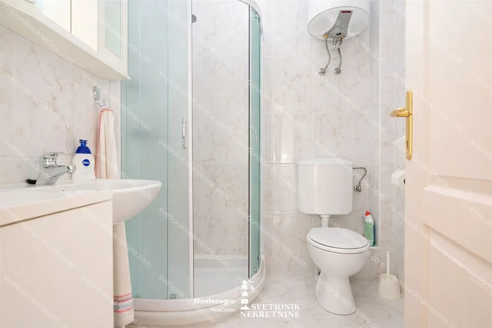 Prodaja, jednosoban stan, 33m², Savina, Herceg Novi
