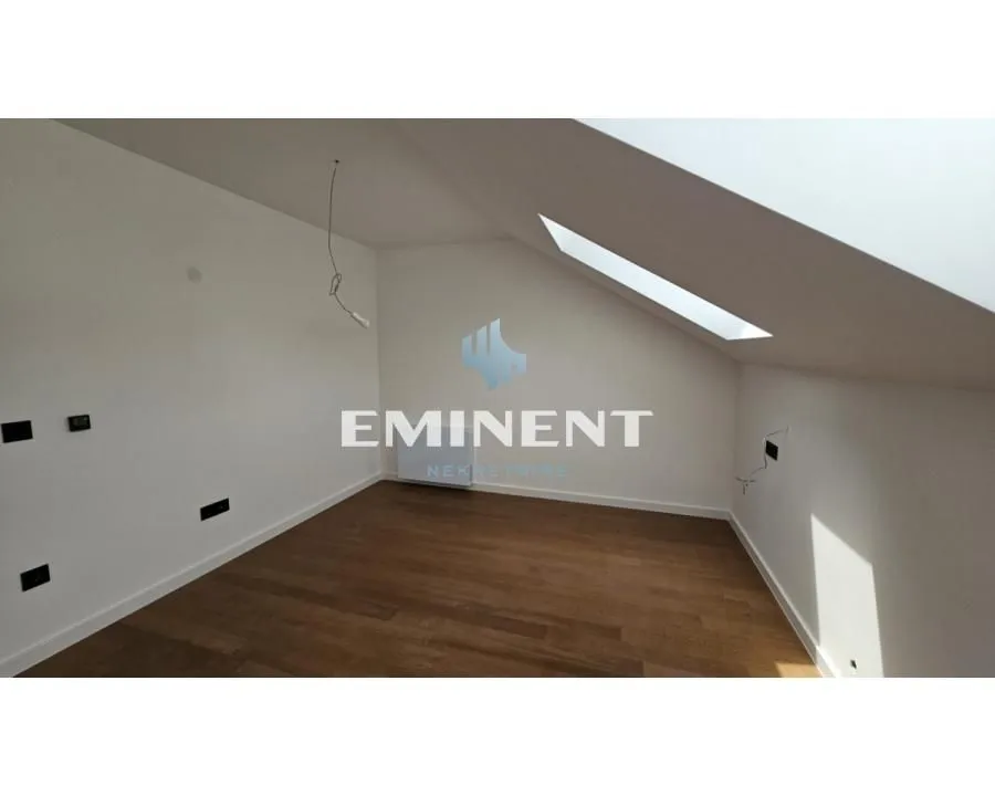 Sale, two bedroom apartment, 57m², Savski Venac, Beograd