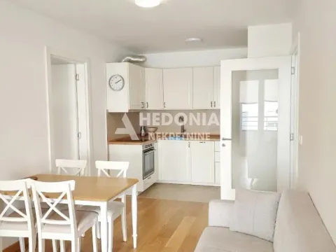 Prodaja, dvosoban stan, 53m², Novi Beograd Blok 65, Novi Beograd Sve Podlokacije - image 2