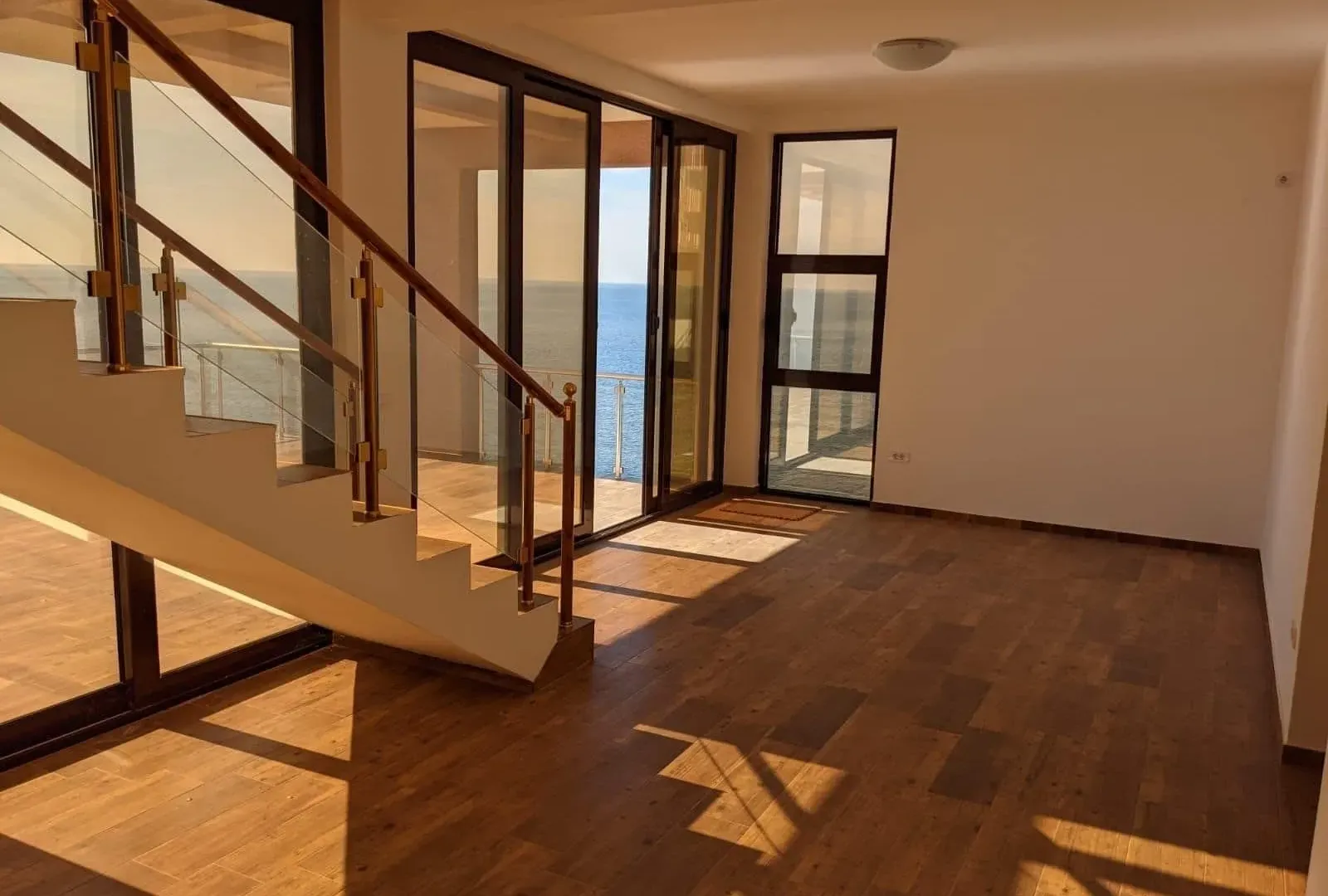 Sale, house, 404m², Dobra Voda, Bar