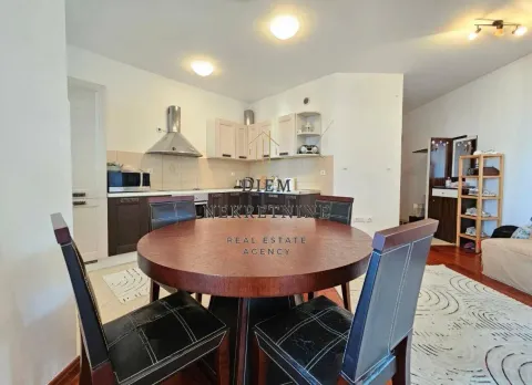 Rent, one bedroom apartment, 85m², Centar, Bar - image 4