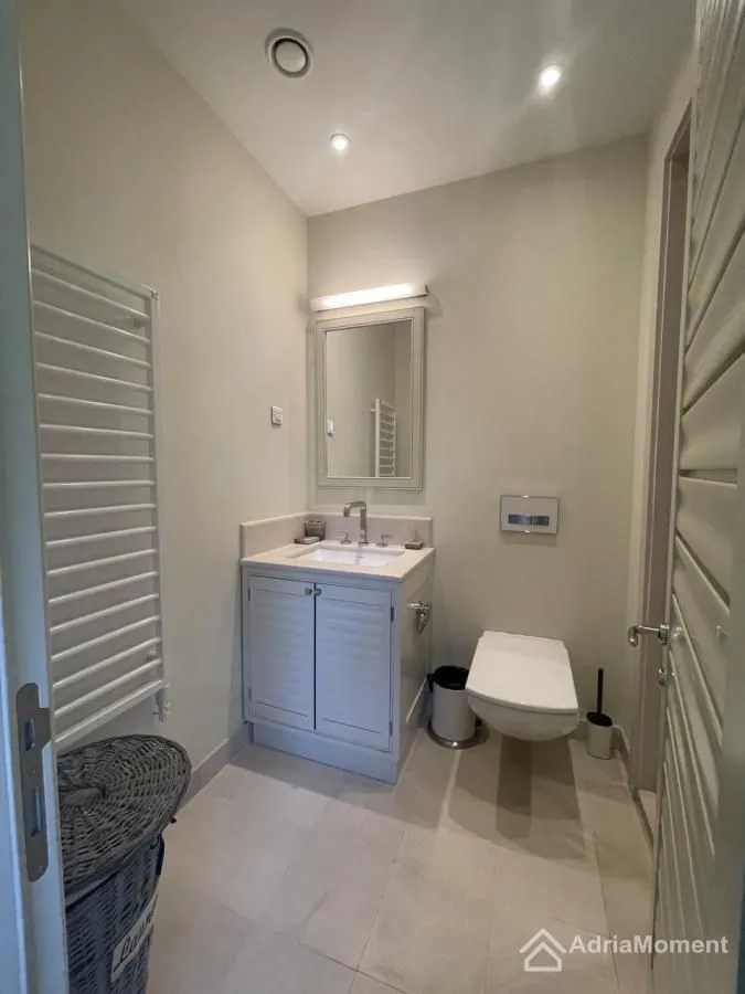 Prodaja, dvosoban stan, 115m², Porto Montenegro, Tivat